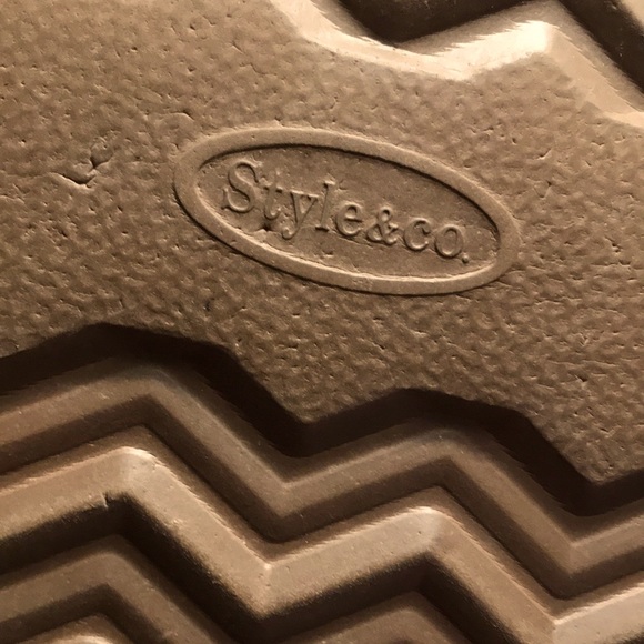 STYLE & CO WOMENS TALL “FUR” LINED BOOTS - Picture 11 of 11